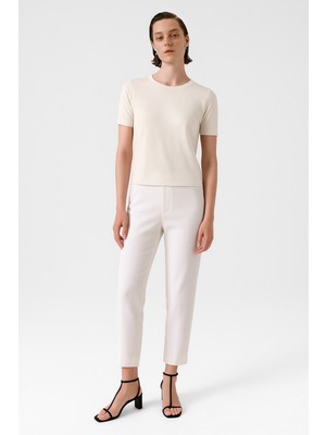 Ekru Bisiklet Yaka Kısa Kollu Kadın Kazak