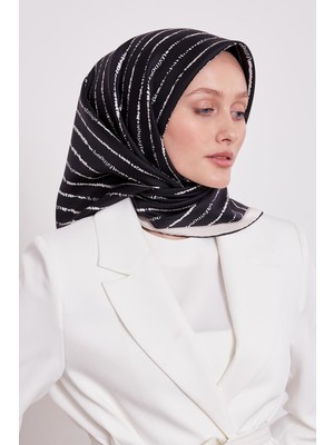 Siyah Çizgili Yazı Desen Twill Ipek Eşarp