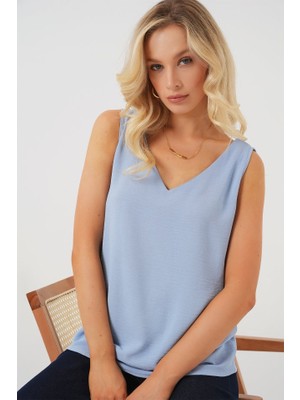 Passense V Yaka Sıfır Kol Bluz 950 - Mavi