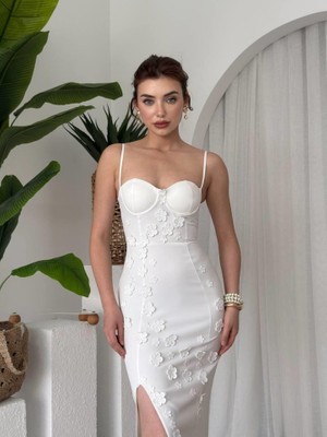 Alinn Butikk Stor Gül Detaylı Elbise