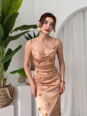 Gökyüzü Moda Dora Çiçek Detaylı Elbise