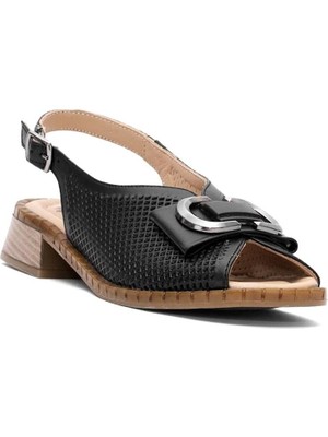 Venüs 2512003Y  Kadın Hakiki Deri Kısa Topuklu Yazlık Ayakkabı