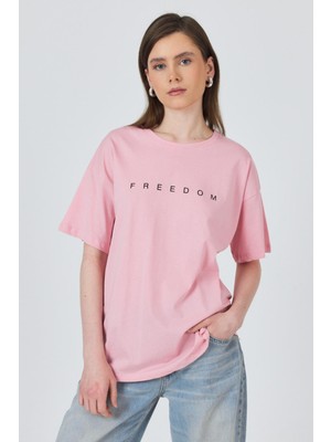 Pembe Yazı Baskılı Pamuklu Oversize Tişört 2150-3M
