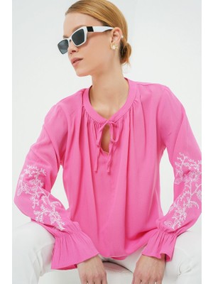 Gökyüzü Moda Nakışlı Örme Bluz 941 - Pembe