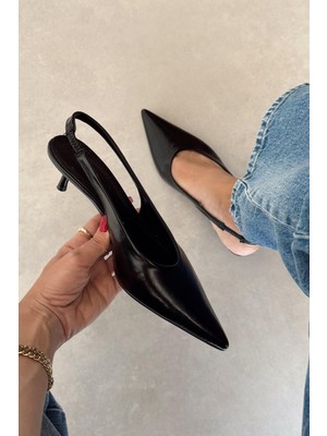 Monica Siyah Stiletto