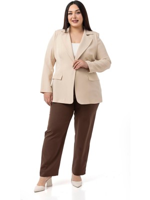 Büyük Beden Tek Düğmeli Süs Cep Kapaklı Vatkalı Astarsız Bej Rengi Ceket