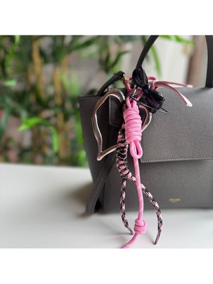 Pembe Fiyonk- Kalp Çanta Aksesuarı