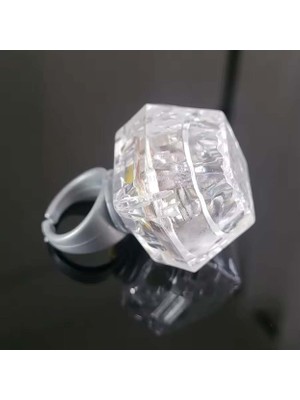 Kristal Tasarımlı LED Glow Işıklı 3 Modlu Gümüş Yüzük 3.5 x 5 cm