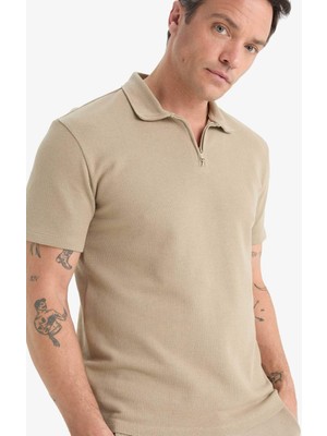DeFacto Regular Fit Polo Yaka Kısa Kollu Dokulu Tişört E4027AX25SP