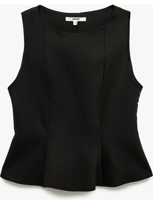 Koton Dikiş Detaylı Kolsuz Bisiklet Yaka Peplum Bluz