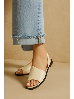 Siyah Kadın Minimalist Sandalet Şık ve Rahat Açık Burun Ayakkabı