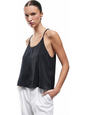 Koton Aerobin Kumaş Kolsuz Halter Yaka Basic Askılı Saten Bluz