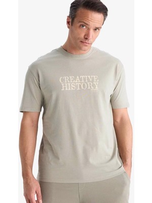 Defacto  Regular Fit Baskılı Açık Haki Erkek T-Shirt E3780AX/KH418