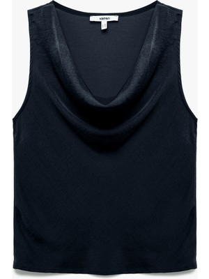 Koton Aerobin Kumaş Kolsuz Degaje Yaka Saten Bluz