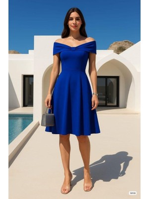 Passense Kadın Madonna Yaka Pliseli Scuba Krep Kumaş Diz Üstü Elbise