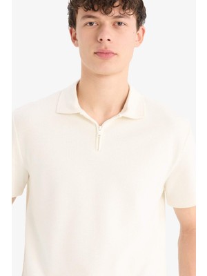 DeFacto Regular Fit Polo Yaka Kısa Kollu Dokulu Tişört E4027AX25SP
