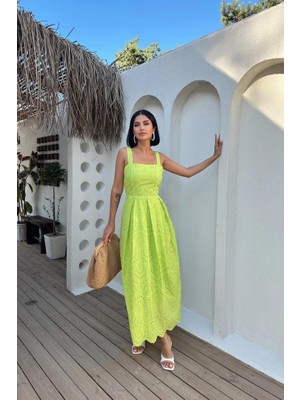 Mira Cotton Yağ Yeşili Askılı Aparatlı Brode Elbise