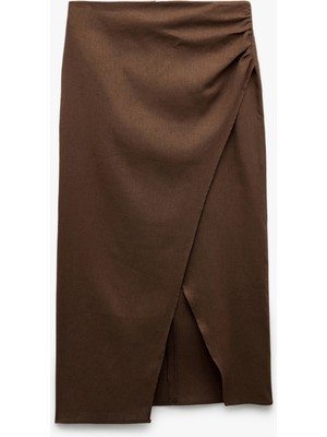 Koton Drape Detaylı Yırtmaçlı Asimetrik Kesim Midi Boy Kruvaze Keten Etek