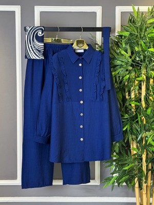 Yeni Sezon Tesettür Iki Kadın Çilek Kumaş - Fırfırlı Gömlek Pantolon Alt Üst Takım