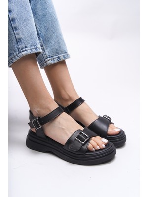 Riccon Kadın Sandalet Siyah Renkli Rahat Tasarım ile Günlük Kullanım İçin Uygun