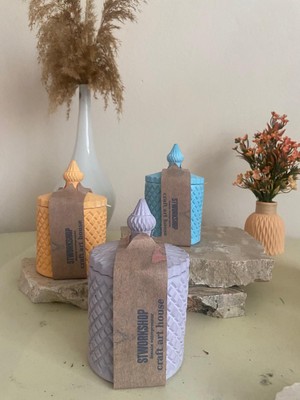 Dekoratif Bohem Tarzda 3’lü Taş Kap Mum Seti – Lavanta, Portakal ve Okyanus Kokulu | 300G Doğal, Vegan, Soya Wax Mumu El Yapımı