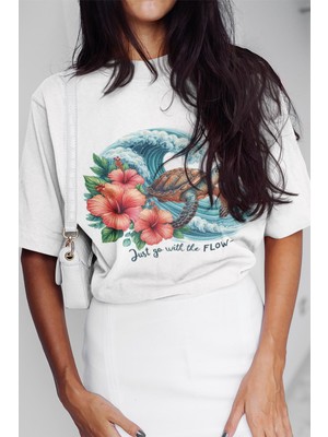 Qoeuyl Boutique Just Go With The Flow Baskılı Yaz Temalı Unisex Regular Fit Pamuklu Beyaz Tişört