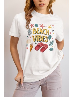 Qoeuyl Boutique Beach Vibes Sahil Kum Terlik Baskılı Yaz Temalı Unisex Regular Fit Pamuklu Beyaz Tişört
