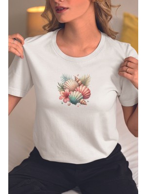 Qoeuyl Boutique Renkli Deniz Kabukları Baskılıyaz Temalı Unisex Regular Fit Pamuklu Beyaz Tişört