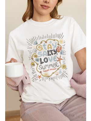 Qoeuyl Boutique Boho Love Summer Bracelet Baskılı Yaz Temalı Unisex Regular Fit Pamuklu Beyaz Tişört