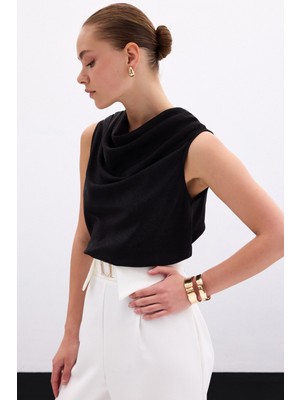 Degaje Yaka Saten Bluz - Siyah