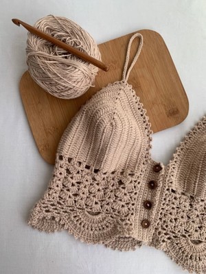 Yazlık Kadın Crop
