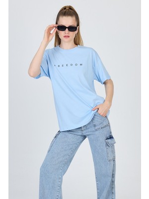 Mavi Yazı Baskılı %100 Pamuk Oversize Tişört 2150-3M