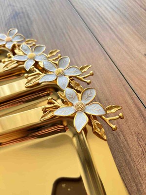 Lüx 6 adet Mineli Papatyalı Gold Kare Sunum Tepsisi Kahve ve Sunum Tepsisi