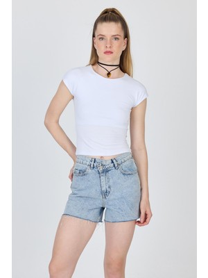 Beyaz Bisiklet Yaka Pamuklu Slim Fit Tişört 9190
