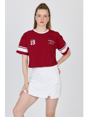 Bordo Yazı Baskılı Crop Tişört 6584