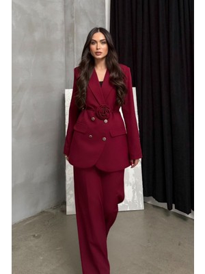 Kadın Ikili Blazer Ceket Pantolon Takım Aksesuar ve Düğme Detaylı Bol Paça