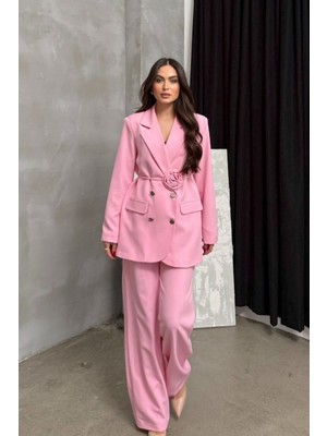 Kadın Ikili Blazer Ceket Pantolon Takım Aksesuar ve Düğme Detaylı Bol Paça