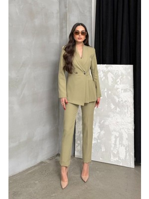 Kadın Ikili Blazer Ceket Pantolon Takım Pile ve Düğme Detaylı Boru Paça