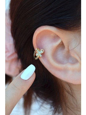 Sacce Scarves & Accessories Zirkon Taşlı Kelebek Helix Piercing Kelebekli Kıkırdak Lob Küpesi Tek Adet