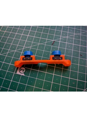 BYR Game Boy Sol ve Sağ Düğme Braketi (Plastik Aparattır!!!)