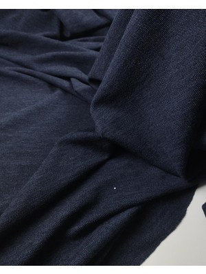 Kırçıllı Lacivert Renkte Örmeen: 140 cm