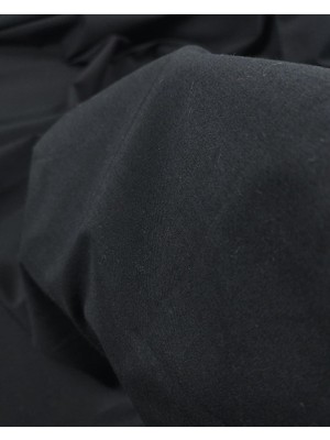 Siyah Renkte Poplin Dokumaen: 140 cm