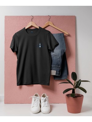 Bahriyeli Collection Oversize Deniz Feneri Marine Cruises Tasarımlı Cep Baskılı T-Shirt
