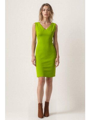 Çift V Yaka Sıfır Kol Elbise