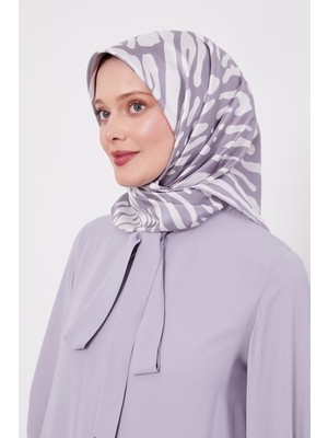 Gri Leopar Desen Twill İpek Eşarp