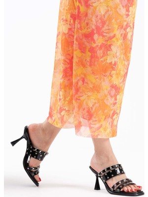 Merlin Premium Topuklu Zımbalı Kadın Siyah Terlik