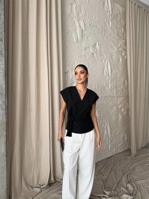 Nidam Butik Yandan Bağlama Detaylı Kolsuz Bluz - Siyah