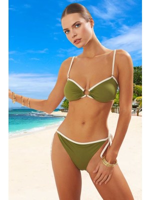 Tasarım Bikini Takımı Plaj ve Havuz Için Şık Detaylı Esnek Kumaş Özel Yüksek Konfor