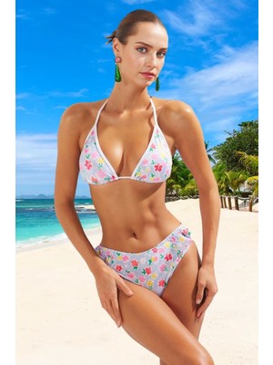 Tasarım Bikini Takımı Yüksek Konfor Esnek Kumaş Plaj ve Havuz Için Şık Detaylı Yaz Koleksiyonu