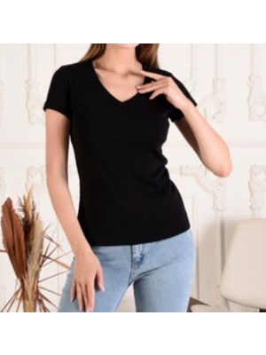 Siyah V Yaka Pamuklu T-Shirt